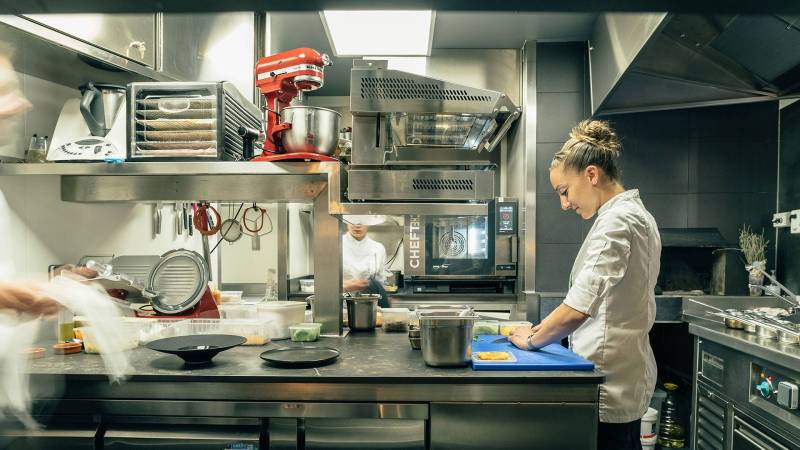 Installateur de cuisine de restaurant sur-mesure à Marseille dans les Bouches du Rhône